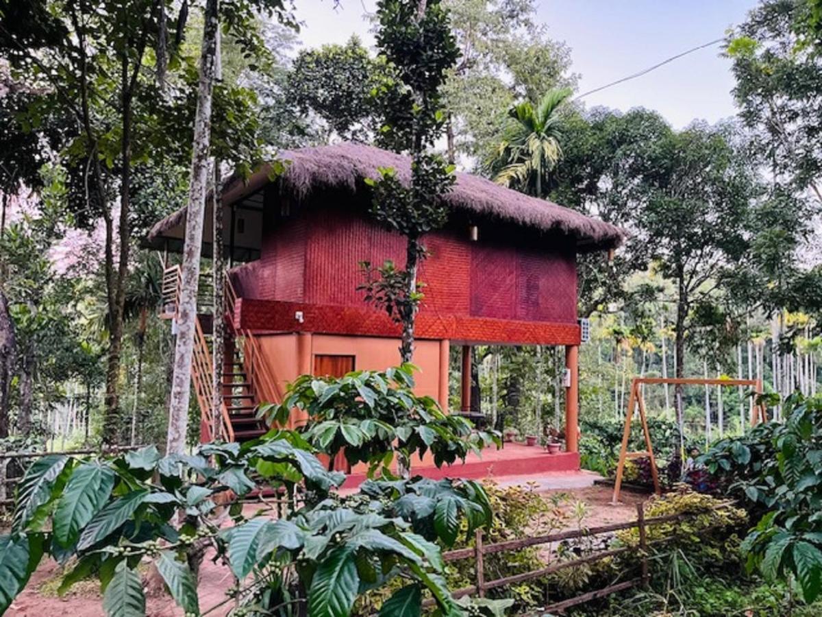 Kuruva Shoreline Wayanad Chegāt 외부 사진